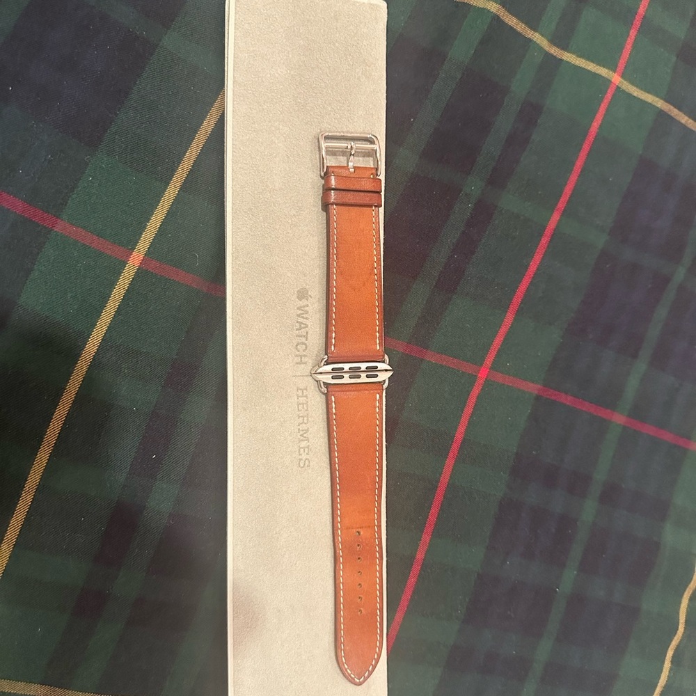 Hermès Tan Leather Apple Watch Band